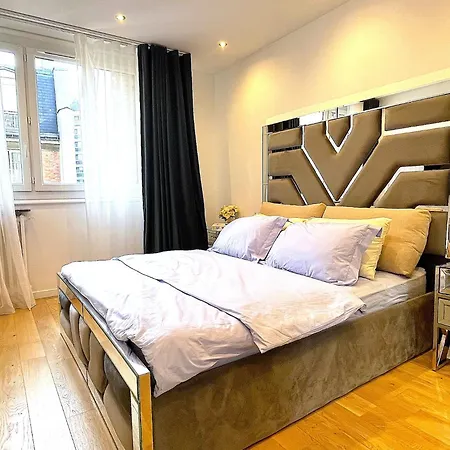 L'appartement Belles Feuilles Apartment